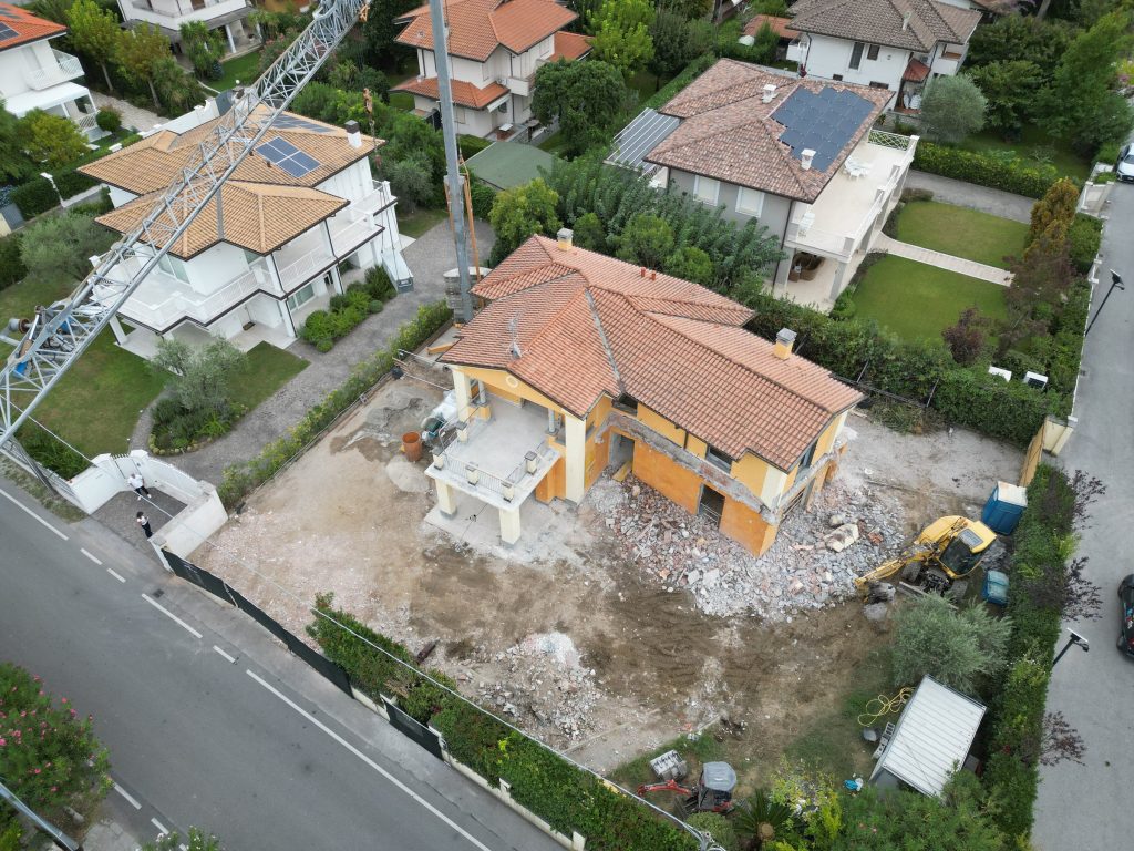 Via Michelangelo — Forte dei Marmi