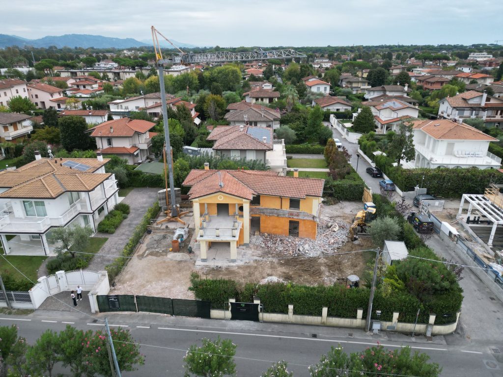 Via Michelangelo — Forte dei Marmi